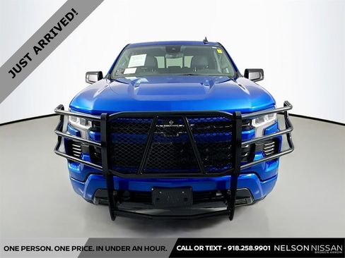 Used 2024 Chevrolet Silverado 1500 RST image 2