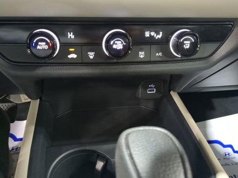 New 2025 Honda HR-V LX image 24