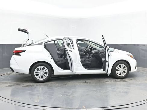 Used 2023 Nissan Versa S FWD image 49