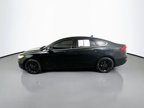 Used 2020 Ford Fusion SE FWD image 4