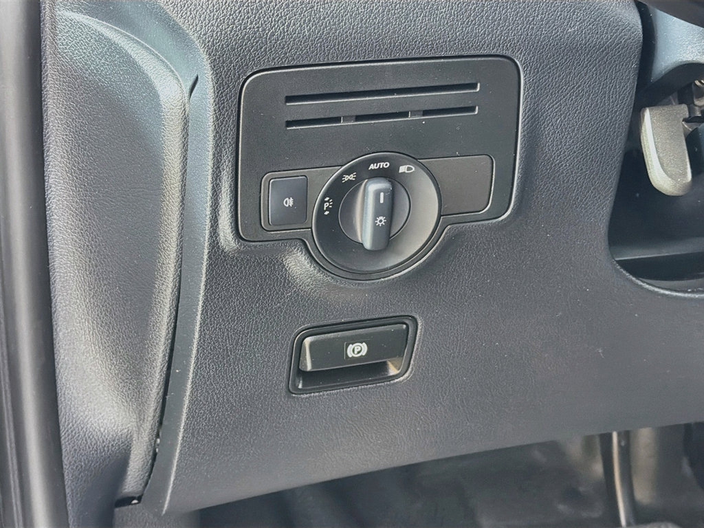 Used 2022 Mercedes-Benz Metris image 23