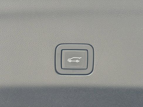 Used 2024 Chevrolet Tahoe High Country image 49