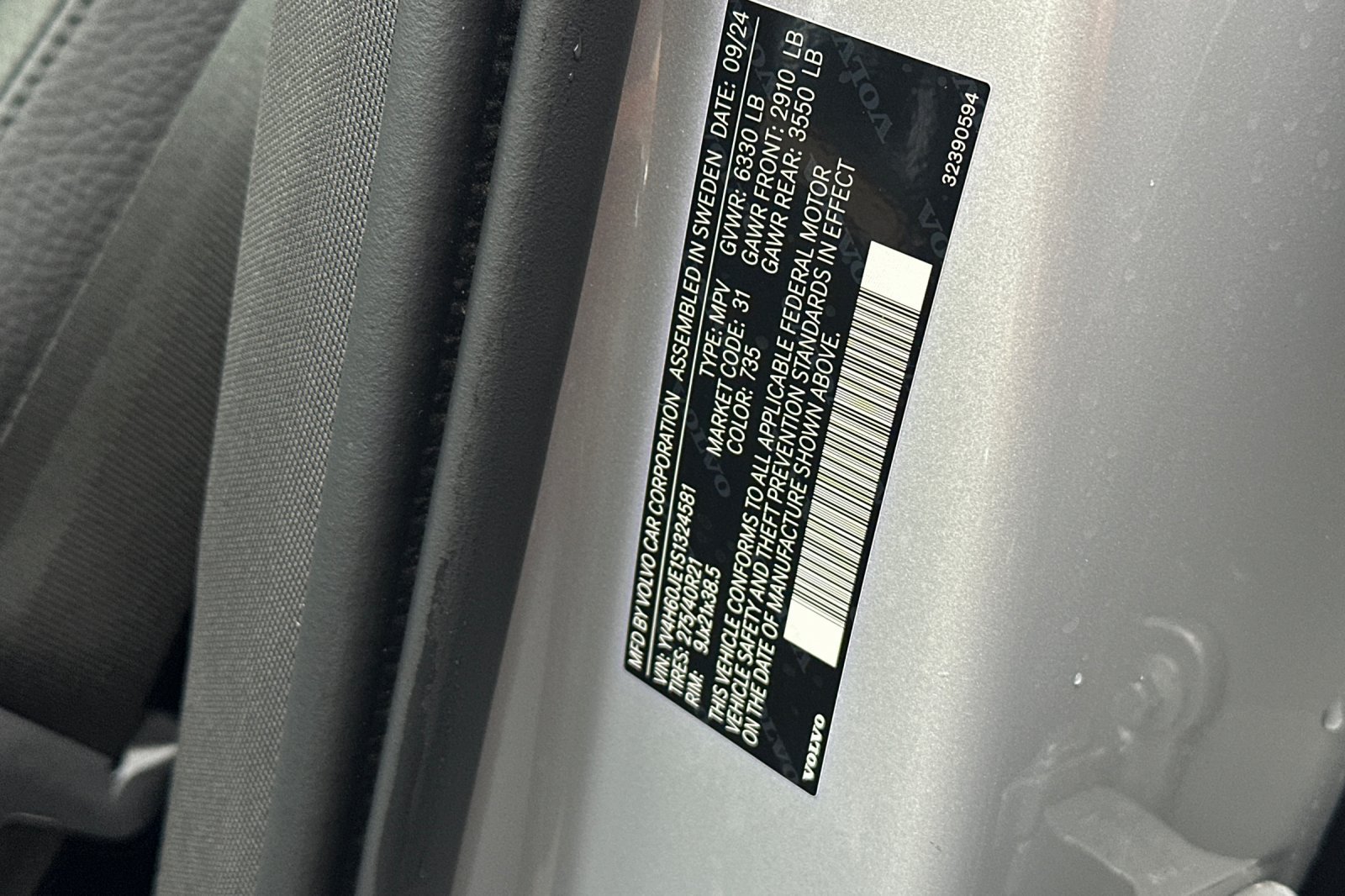 Certified 2025 Volvo XC90 T8 Plus w/ Protection Package Premier AWD/4WD image 31