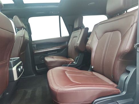 Used 2023 Ford Expedition Limited image 23