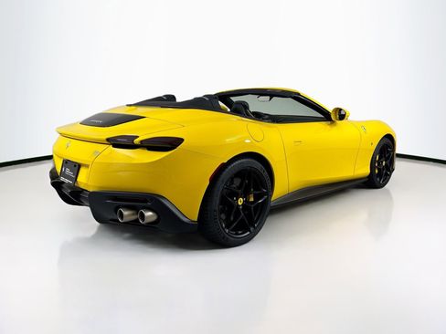 Certified 2025 Ferrari Roma Spider RWD image 57