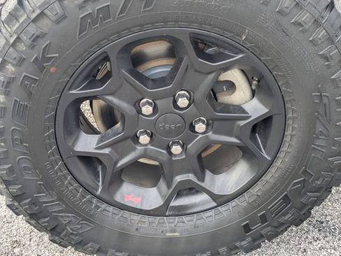 Used 2020 Jeep Wrangler Unlimited Sport AWD/4WD image 30