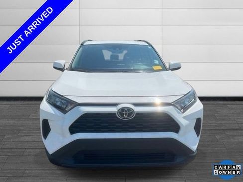 Used 2021 Toyota RAV4 LE AWD/4WD image 8