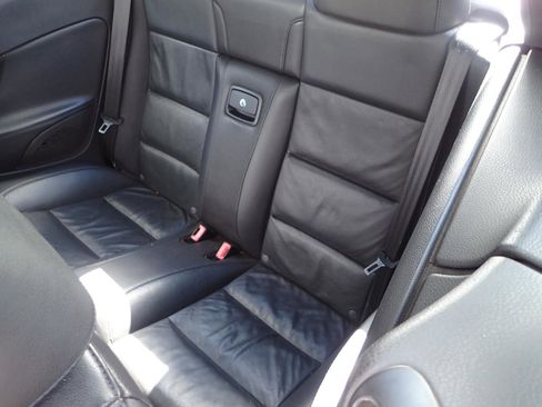Used 2009 Volkswagen Eos Lux FWD image 17