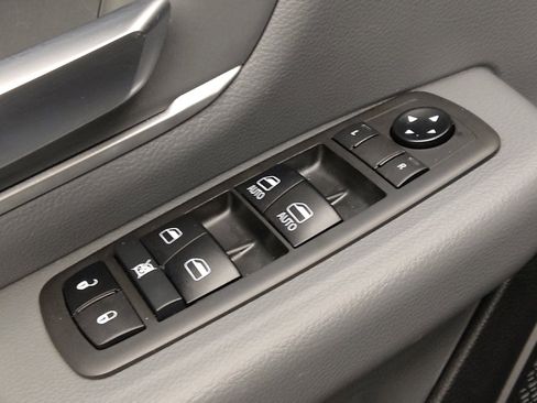 Used 2021 RAM 1500 Big Horn RWD image 27