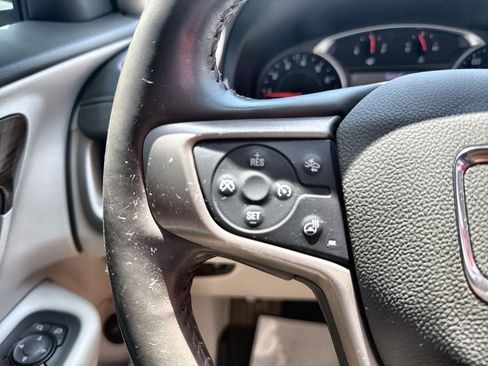 Used 2020 GMC Terrain Denali w/ Denali Premium Package FWD image 22