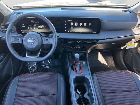 Used 2026 Nissan Kicks SR w/ SR Premium Package image 11