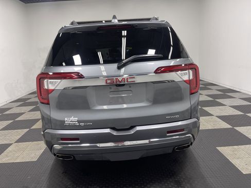 Used 2022 GMC Acadia Denali w/ Denali Ultimate Package image 3