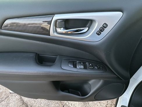 Certified 2020 Nissan Pathfinder SL image 22