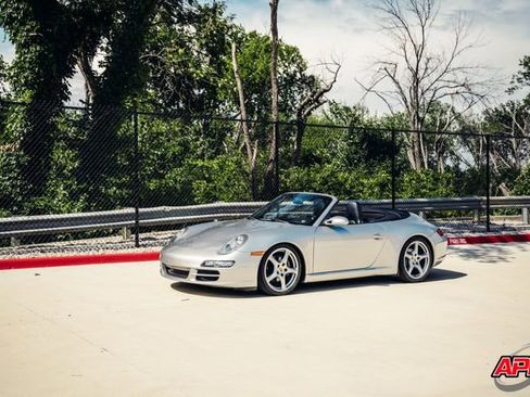 Used 2006 Porsche 911 Carrera RWD image 54