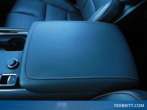 Used 2025 Lincoln Aviator Black Label w/ Jet Appearance Package image 38