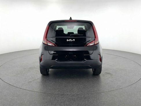 Used 2025 Kia Soul LX w/ LX Technology Package image 7