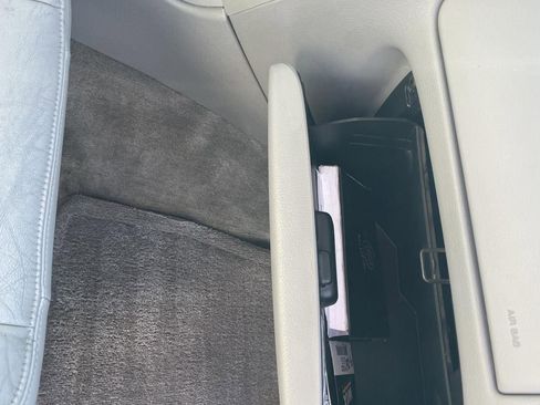 Used 2006 Buick Rainier CXL image 22