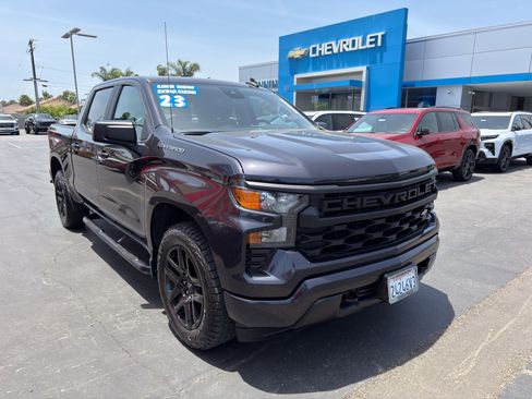 Used 2023 Chevrolet Silverado 1500 Custom RWD image 2