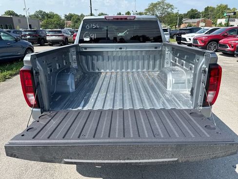 New 2026 GMC Sierra 1500 Elevation w/ X31 Off-Road Package AWD/4WD image 9