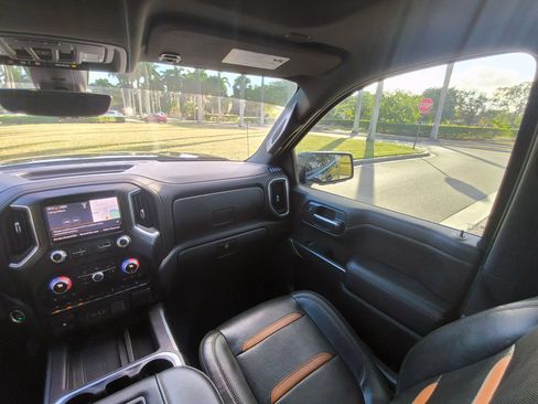 Used 2019 GMC Sierra 1500 AT4 w/ AT4 Premium Package image 22