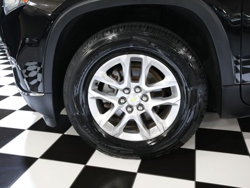 Used 2018 Chevrolet Traverse LT AWD/4WD image 29