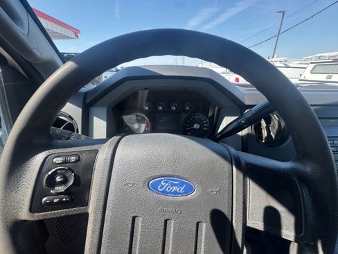 Used 2011 Ford F550 4x4 SuperCab Super Duty w/ PWR Equipment Group image 17