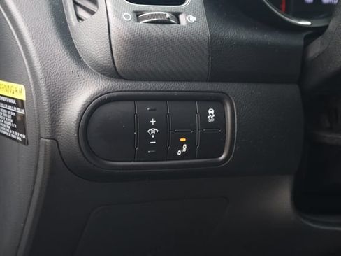 Used 2018 Kia Forte EX FWD image 13