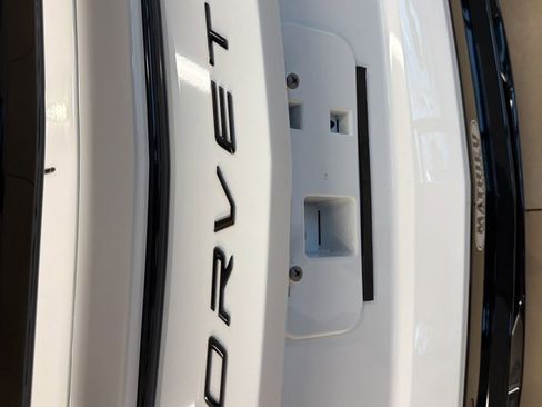 Used 2025 Chevrolet Corvette Stingray Premium Conv w/ Z51 Performance Package image 23