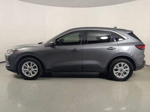 Used 2023 Ford Escape Active FWD image 4