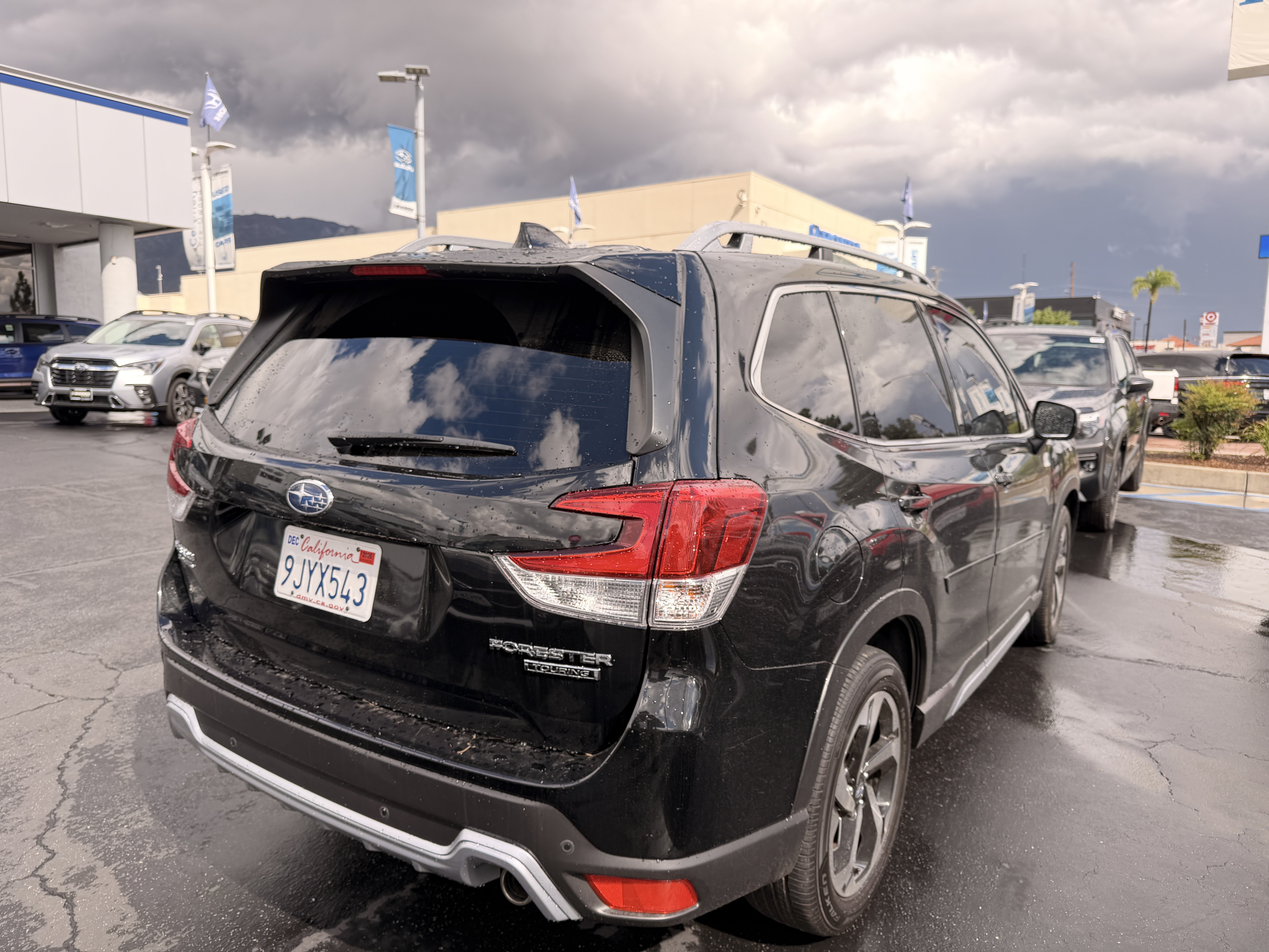 Used 2024 Subaru Forester Touring AWD/4WD image 3