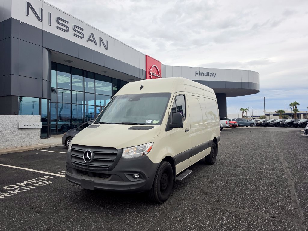 Used 2022 Mercedes-Benz Sprinter 2500 image 1