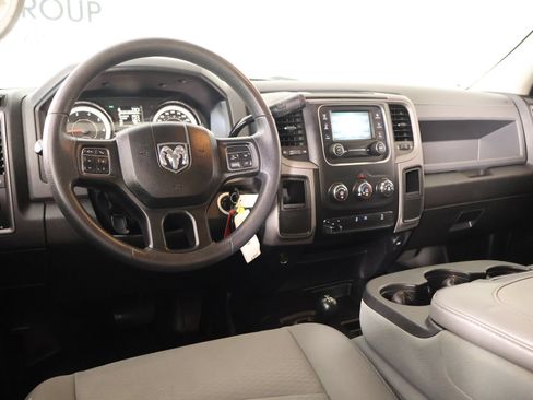 Used 2018 RAM 2500 Tradesman w/ Chrome Appearance Group AWD/4WD image 2
