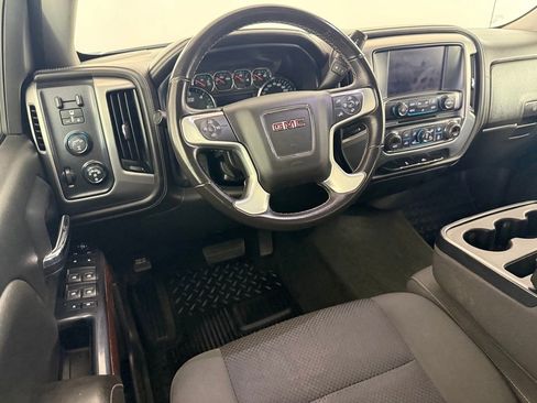 Used 2018 GMC Sierra 1500 SLE w/ SLE Value Package AWD/4WD image 17