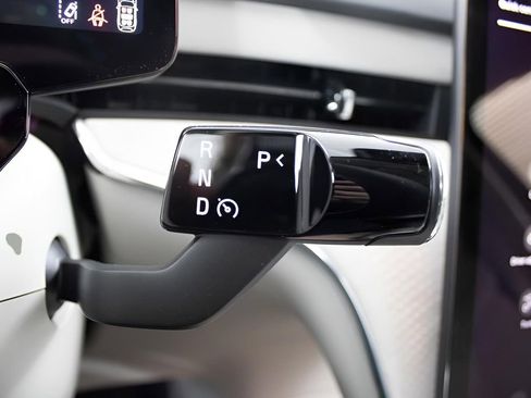 New 2025 Volvo EX90 Ultra image 18