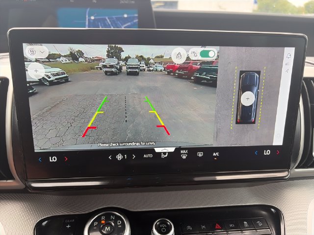 Used 2025 Ford Expedition Max Active AWD/4WD image 14