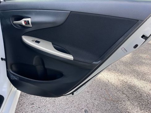Used 2011 Toyota Corolla S w/ Preferred Accessory Pkg FWD image 36