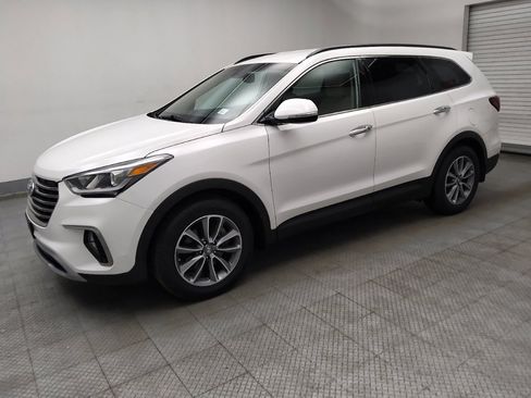 Used 2018 Hyundai Santa Fe SE w/ SE Premium Package 02 AWD/4WD image 2