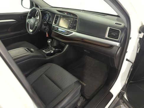 Used 2019 Toyota Highlander Plus image 35