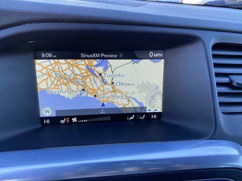 Used 2015 Volvo S60 T5 Platinum image 13