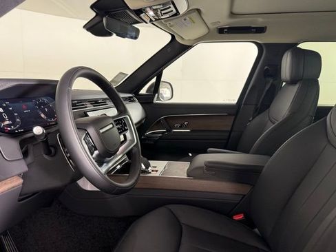 New 2025 Land Rover Range Rover SE image 33