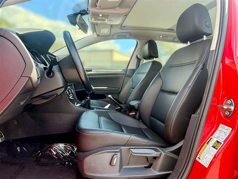 Used 2018 Volkswagen Golf Alltrack S AWD/4WD image 9