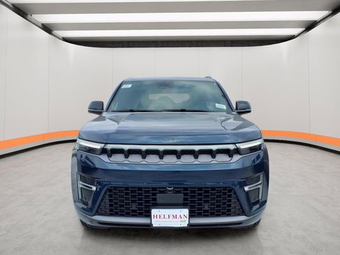 New 2026 Jeep Grand Wagoneer Limited AWD/4WD image 5