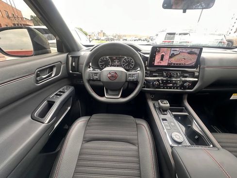 New 2026 Nissan Pathfinder Rock Creek w/ Rock Creek Premium Package AWD/4WD image 22