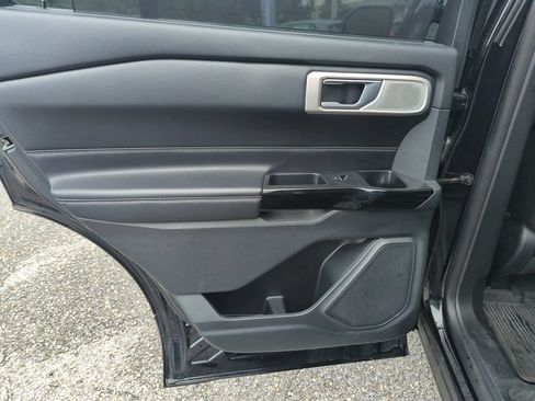 Used 2021 Ford Explorer ST w/ Equipment Group 401A AWD/4WD image 29