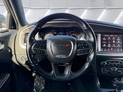 Used 2022 Dodge Charger R/T w/ Blacktop Package image 17