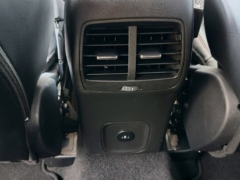 Used 2025 Ford Escape ST-Line FWD image 33
