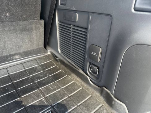Used 2026 Ford Expedition Active AWD/4WD image 10