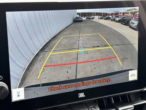 Used 2023 Toyota RAV4 XLE Premium image 6