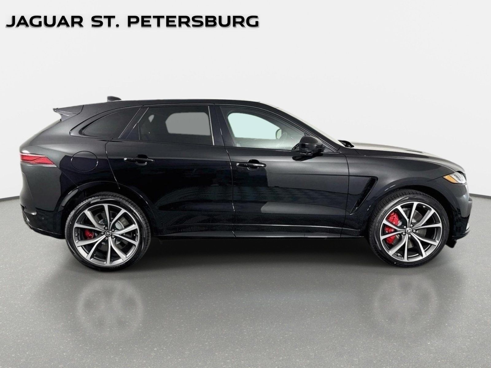 New 2026 Jaguar F-PACE SVR AWD/4WD image 4