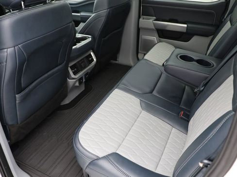 Used 2022 Ford F150 Limited image 13